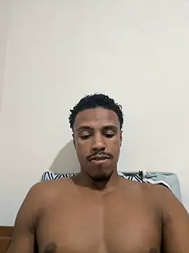 LorenzoBlack27 online show from June 12, 11:24 pm