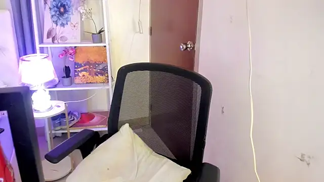 davincihugecock online show from April 26, 10:06 pm