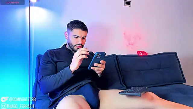 thiago ferrari  online show from April 14, 7:57 pm