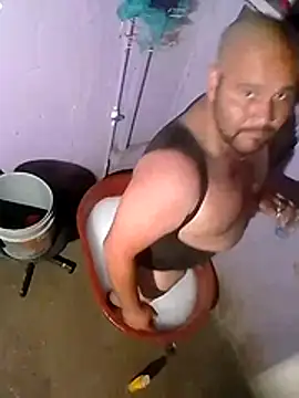 Guanatos13 online show from April 14, 3:17 am