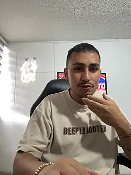 SAINTKRENT online show from February 16, 6:17 pm