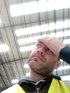 pacakiraly21 online show from April 22, 6:08 am