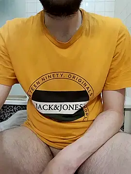 80julien online show from April 27, 9:31 pm