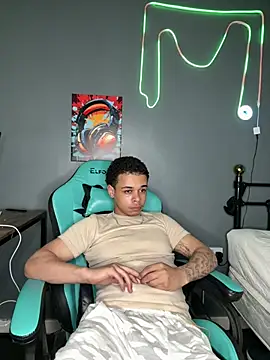 l-laross online show from May 9, 2:34 am