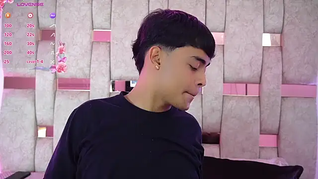 LiamJaxon online show from February 28, 4:22 am