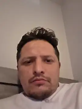 Alopez972 online show from April 10, 5:36 am