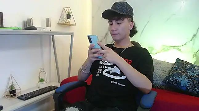 XanderGrey8 online show from April 26, 7:10 pm