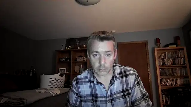 chrisw8140 online show from February 27, 6:03 am