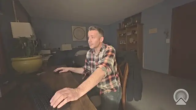 chrisw8140 online show from May 5, 4:25 am