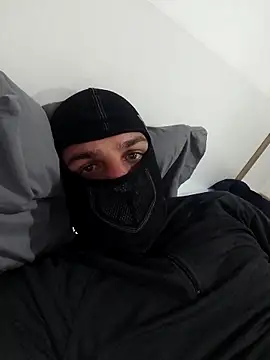 Mertozer01 online show from April 7, 10:54 pm