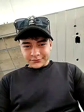 attractive-sexx online show from February 25, 2:18 pm