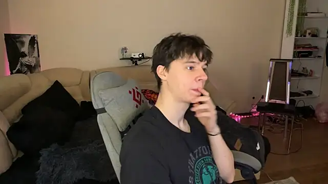 VanthonyV online show from January 19, 11:01 am