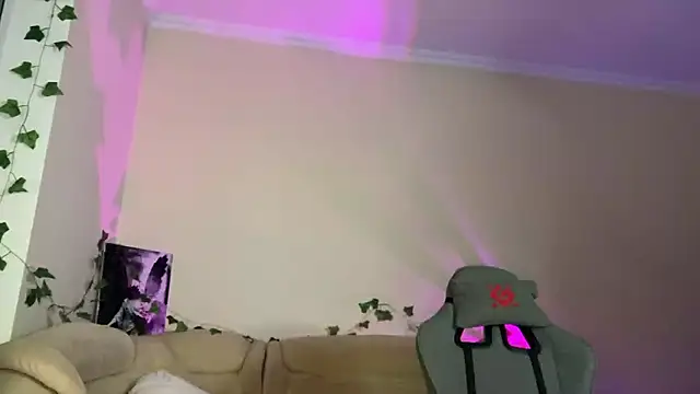 VanthonyV online show from January 31, 7:11 pm