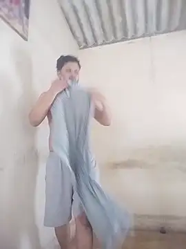 Pravin9562 online show from April 22, 7:57 am