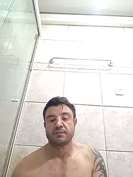 gato rafaelzn36 online show from April 6, 10:21 pm