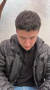 Alexander Connor online show from April 4, 12:02 pm