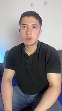Alexander Connor online show from May 5, 12:29 pm