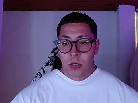 Spilios low online show from February 6, 7:22 pm