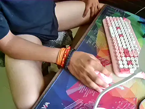 ron builds online show from March 12, 6:21 am