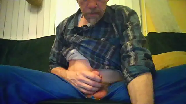 chiichii23 online show from March 7, 11:05 pm