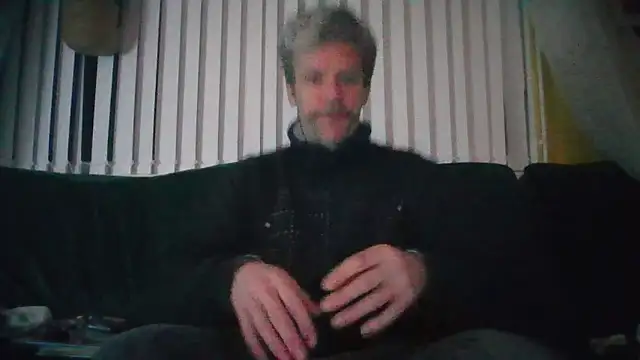 chiichii23 online show from February 6, 8:13 pm