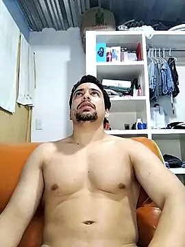 AxelWhitte online show from April 29, 4:55 pm