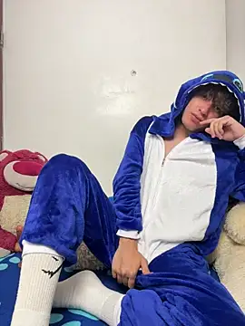 Naim TheKing online show from March 1, 3:28 am