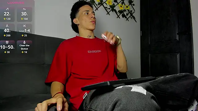 Maxxx bigcockx online show from April 24, 2:47 am