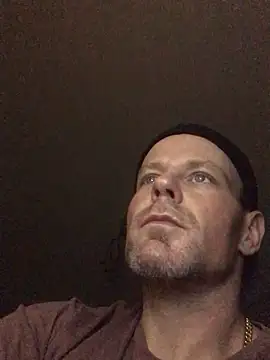 ryallcjohnson online show from February 14, 7:03 am