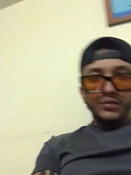 Camiloandres2405 online show from January 18, 2:46 am