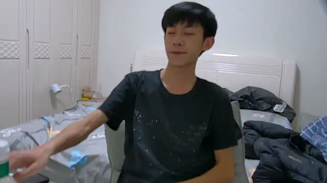 paofu-001 online show from February 11, 11:15 am