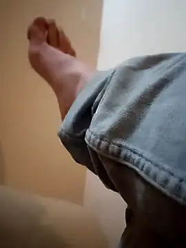 biondand online show from April 11, 1:13 am