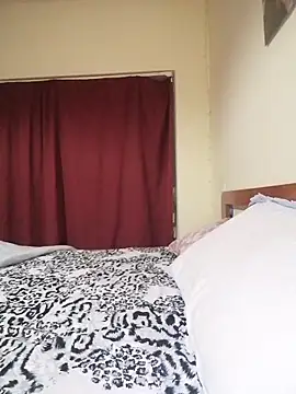 Madalin1bi1 online show from February 18, 8:50 pm