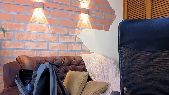 mister eithan online show from March 9, 2:05 am