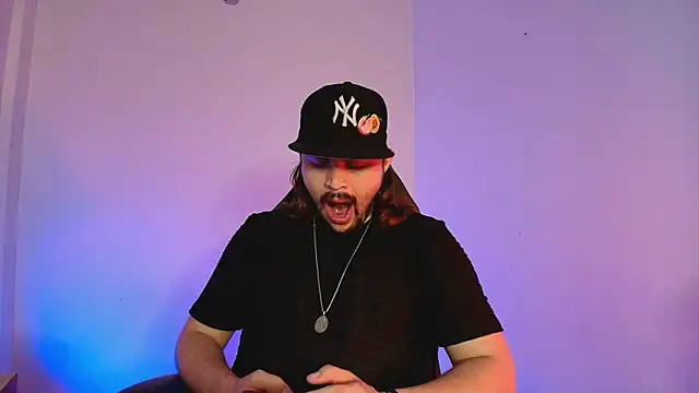 Derek Vow online show from May 15, 11:24 pm