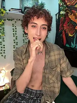 noynxz online show from May 12, 3:04 am