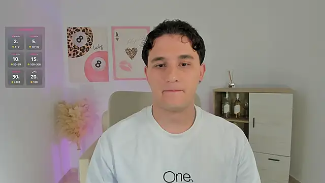 Massimo Fiore online show from March 17, 8:11 pm