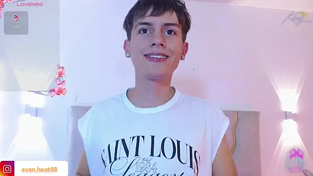 EVAN TAY online show from February 16, 8:01 am