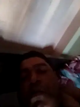 deshilnd online show from May 5, 2:13 am
