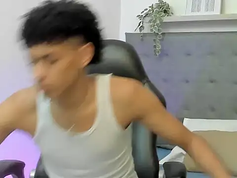 wes gibbings online show from February 10, 4:22 pm