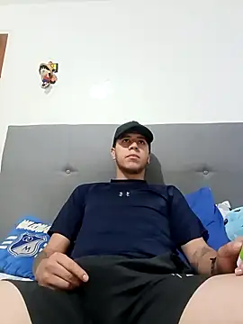 Andrew18ramirez online show from February 3, 5:05 am