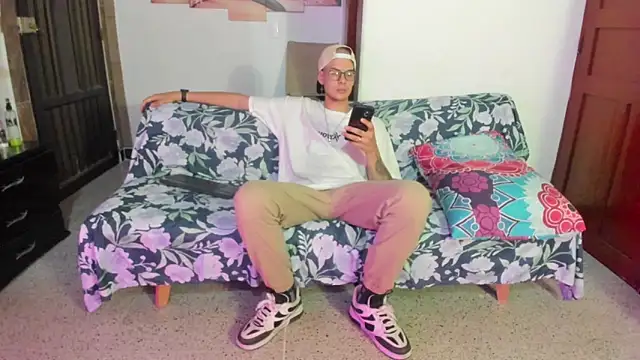 Vlad  night online show from May 17, 3:47 am