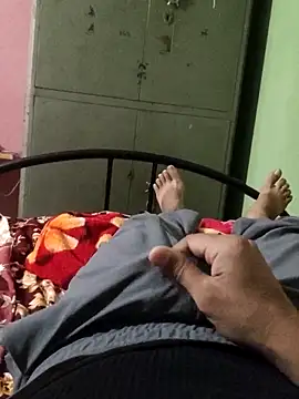 jesse pinkman99 online show from March 11, 6:26 pm