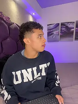 Dominik Souza online show from March 30, 8:21 pm