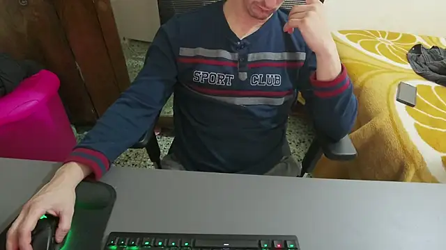 Daniiiel13 online show from February 6, 10:17 pm