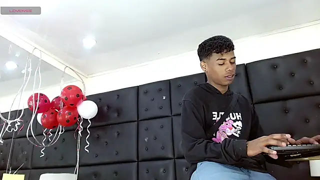 TonnyMarck online show from February 16, 8:01 am