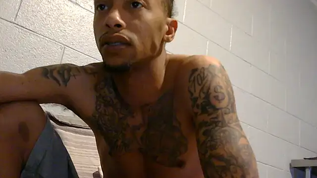 thee304slayerr online show from February 5, 4:41 am