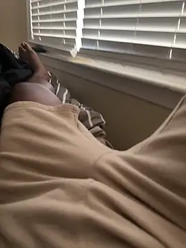 Daddyy000dd online show from April 1, 7:55 pm