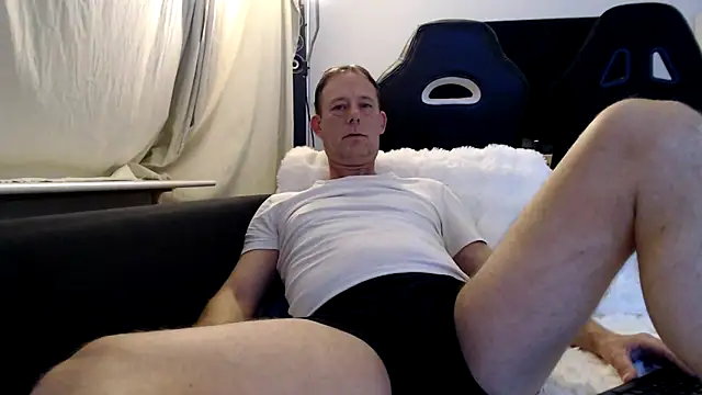 Sexy Ass Mike online show from March 28, 9:59 pm