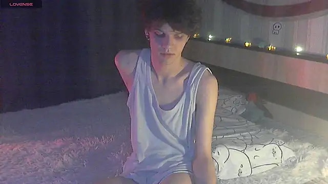 Lucius Morris online show from February 4, 5:52 pm